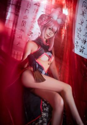 美女被人操_免VIP免费在线观看